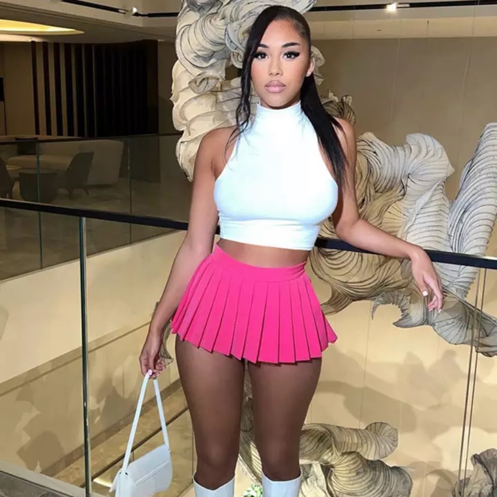 Two Piece Skirt Outfit 💕 - Picture 1 of 2